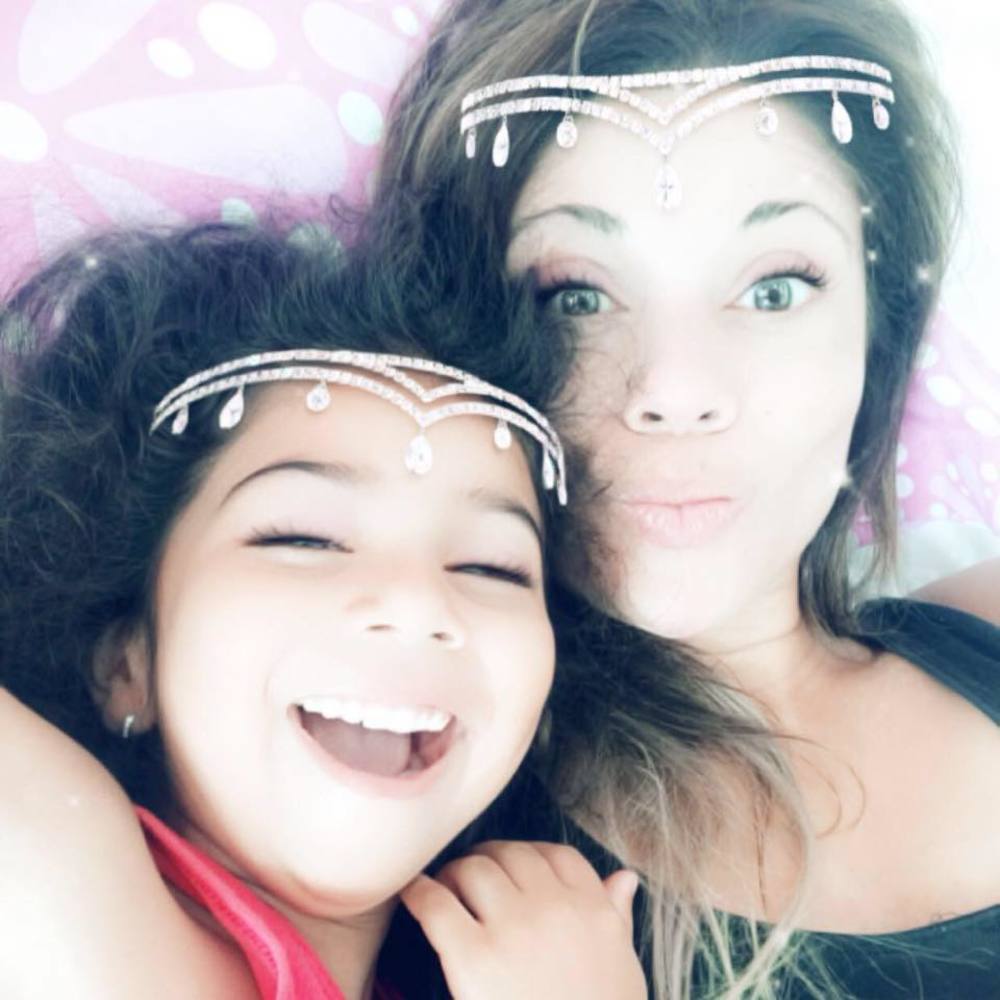 Meet your Posher, Thalya